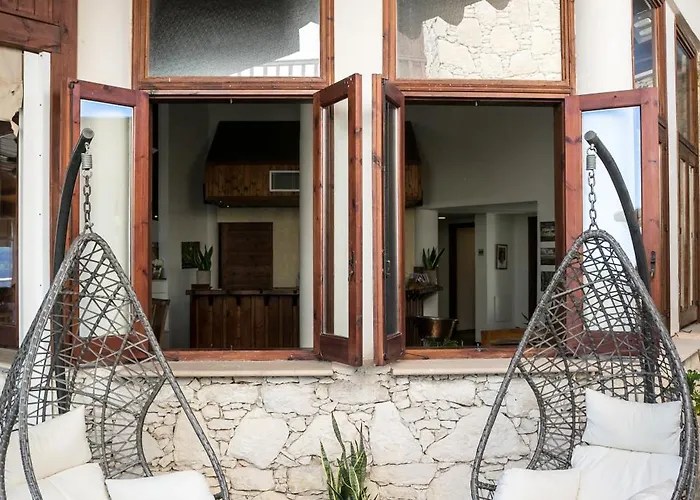 Demetriou Paradisos Hills Lysos