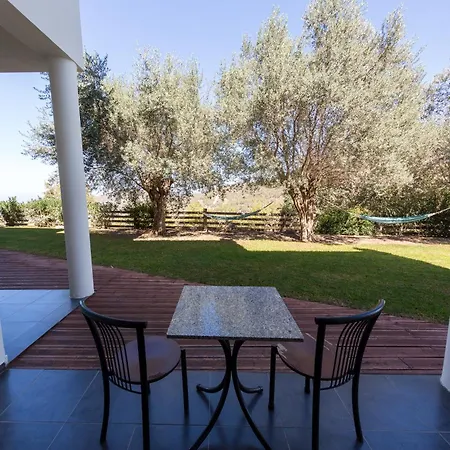 Demetriou Paradisos Hills فندق 3*